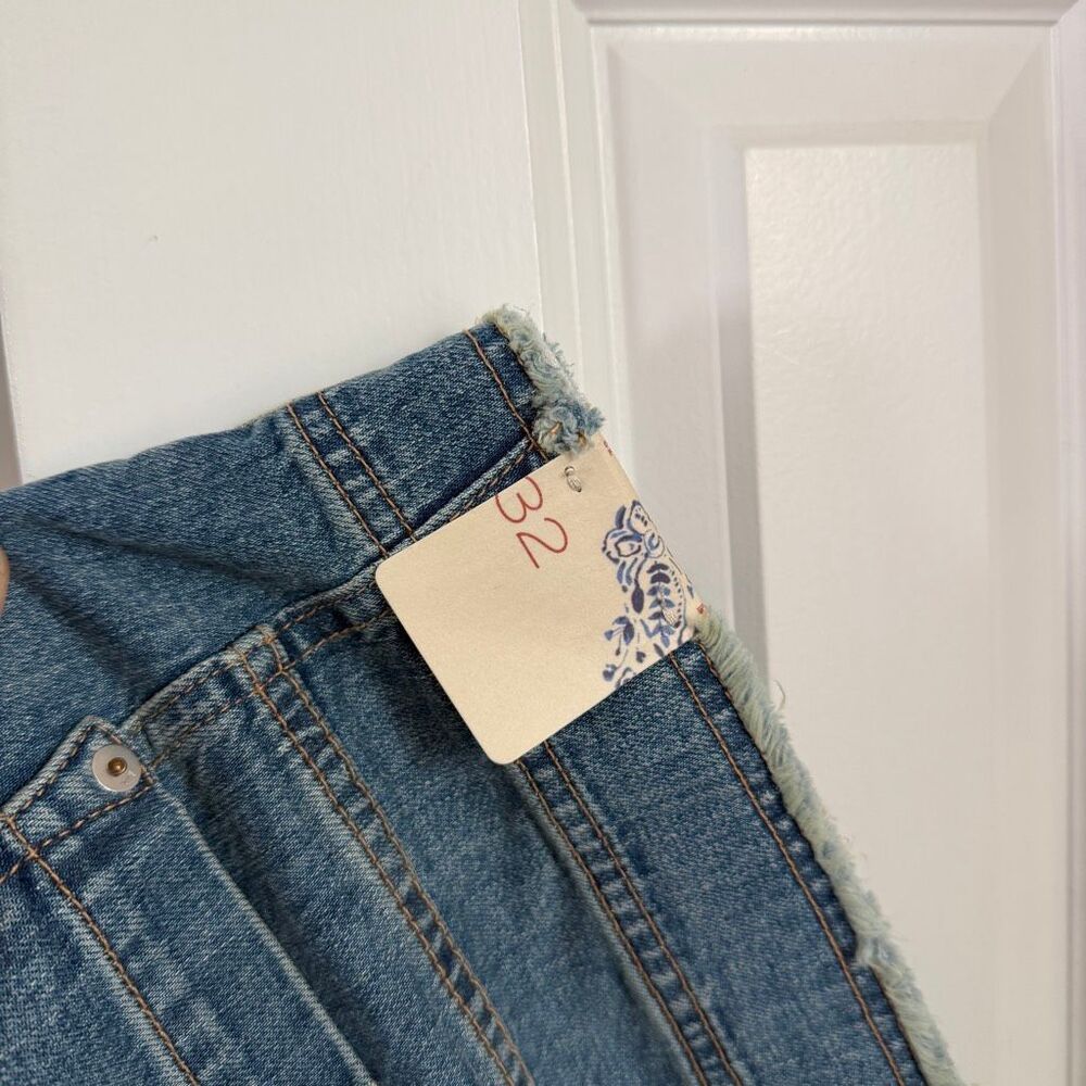 Pilcro by Anthropologie The Supermodel High-Rise Flare Jeans - Picture 9 of 11